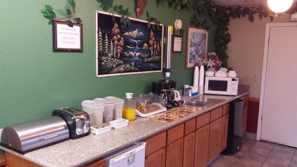 Green Country Inn Henryetta エクステリア 写真